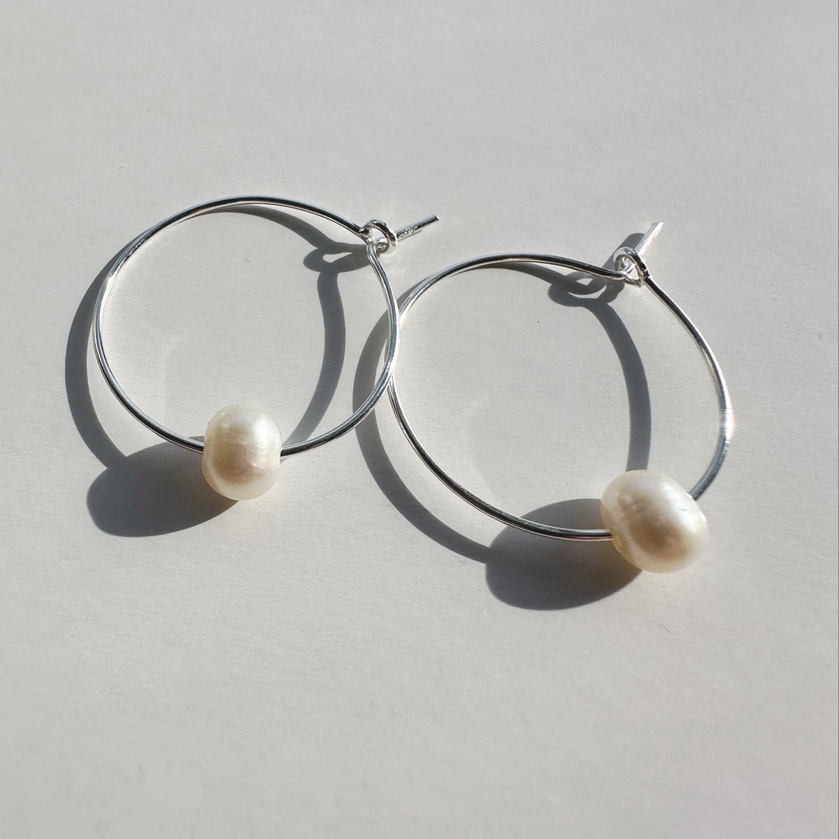 Lily Fresh Pearl Hoops