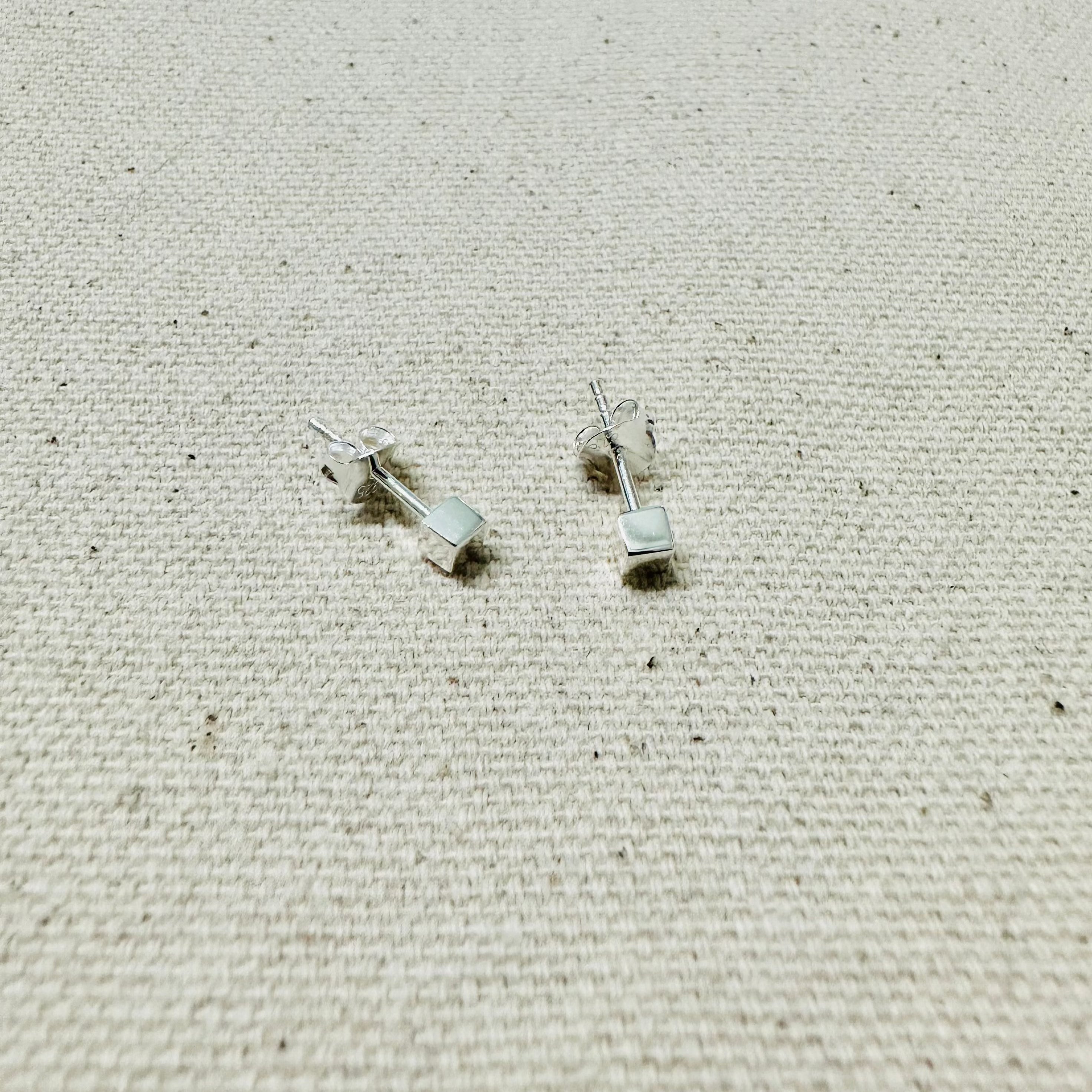 Cali Stud Earrings