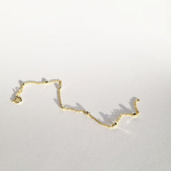 Amelia_Dainty_18k_Gold_Chain_Bracelet 
