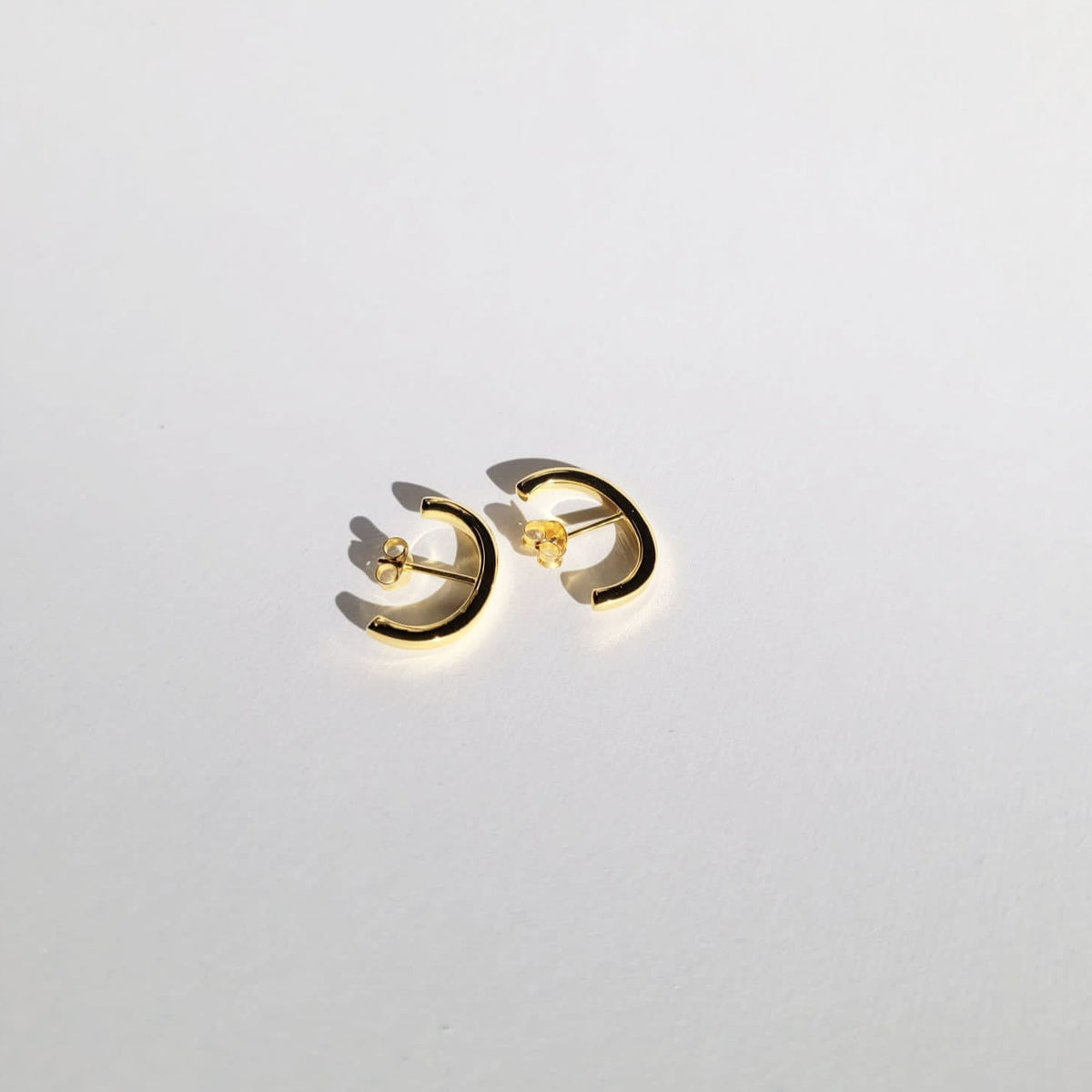 Costa 18K Gold Lobe Cuff Push Back Earrings