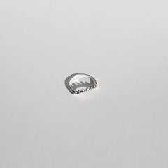 Gatsby 925 Sterling Silver Curved Detailed Dainty Ring