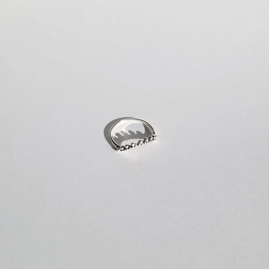 Gatsby 925 Sterling Silver Curved Detailed Dainty Ring