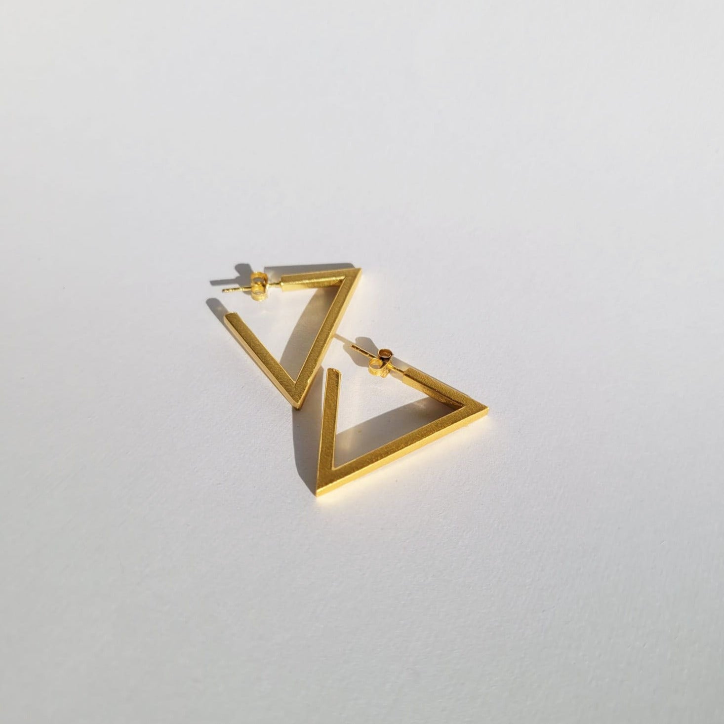 Getaway 18k Gold Modern Trendy Geometric Earring