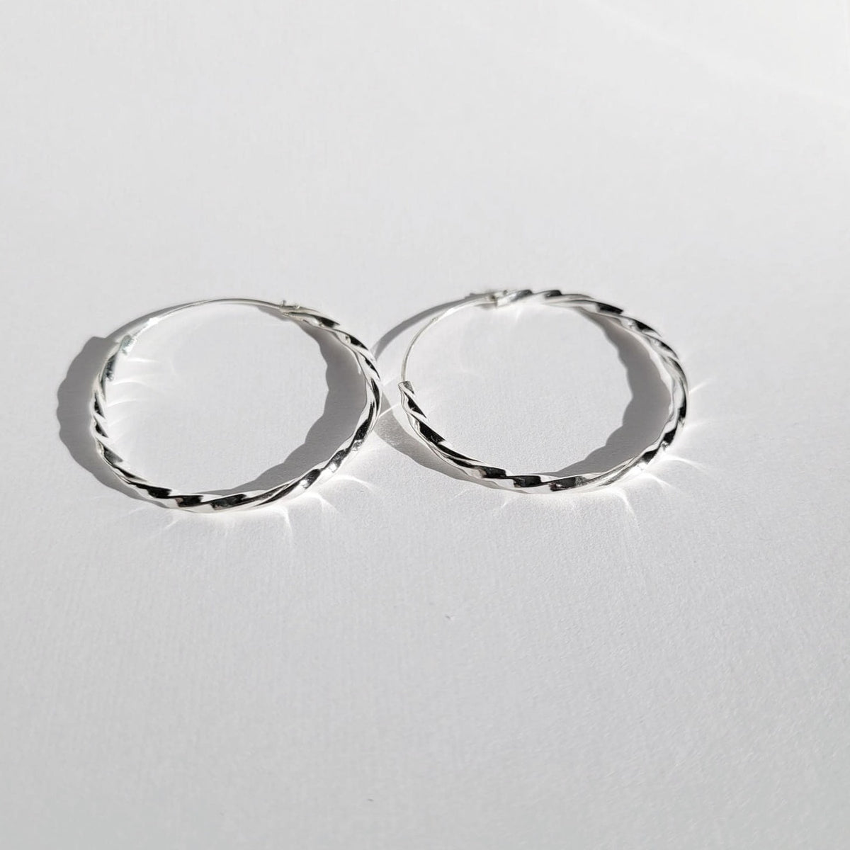 925 Sterling Silver Twist Hoop Earrings 