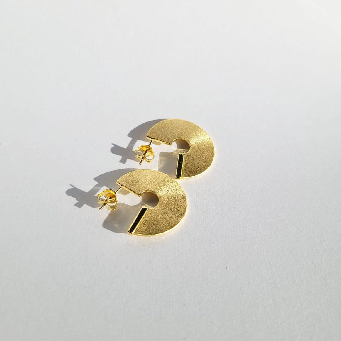 Leva_Brushed_18k_Gold_Statement_Earrings