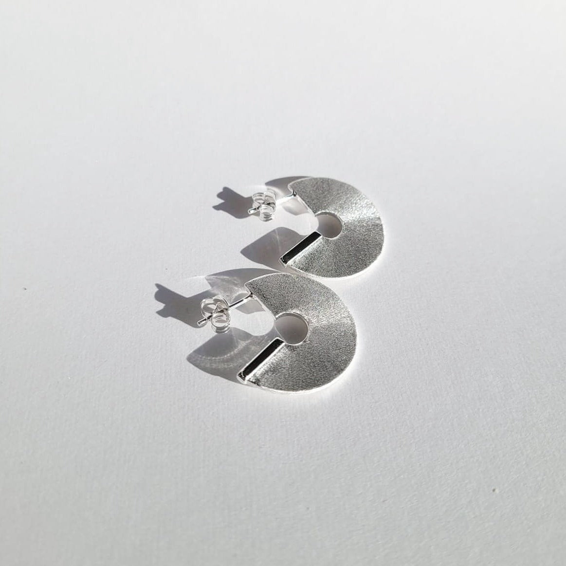 Leva_Brushed_Modern_925_Sterling_Silver_Statement_Earrings 