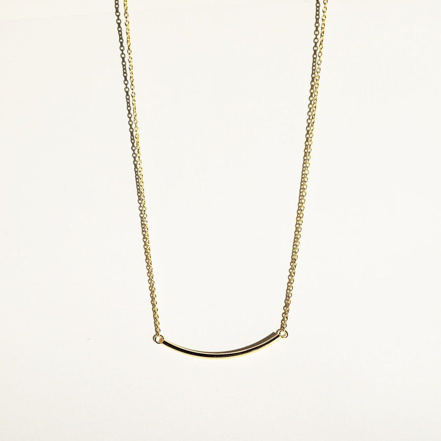 Level_Up_18_Gold_Curved_Bar_Necklace