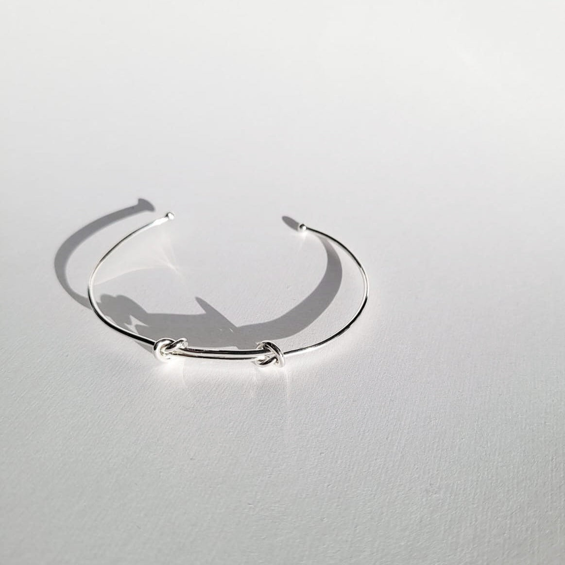 Liari_925_Sterling_Silver_Knot_Bangle_Bracelet
