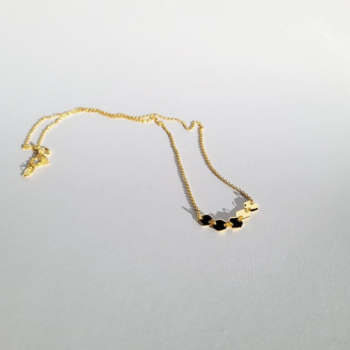 Links 18k Gold Dainty Necklace