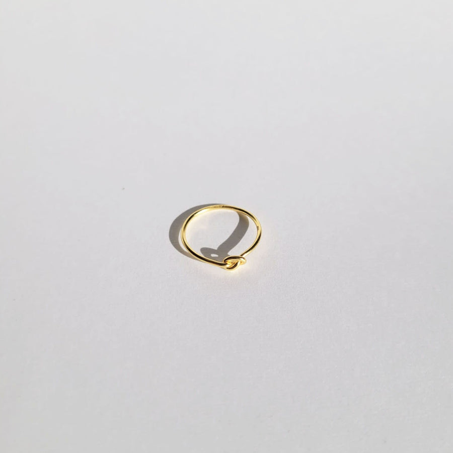 Love Knot 18k Gold Dainty Ring