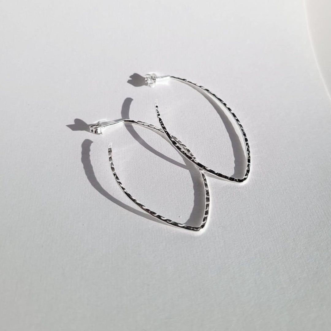 Tavish 925 Sterling Silver Hammered Push Back Earrings